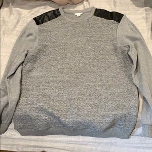 Crew neck sweater